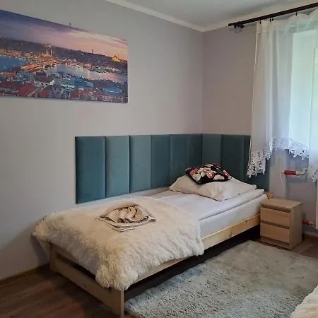 Pokoje Goscinne U Grazynki Nowy Sacz Exterior photo